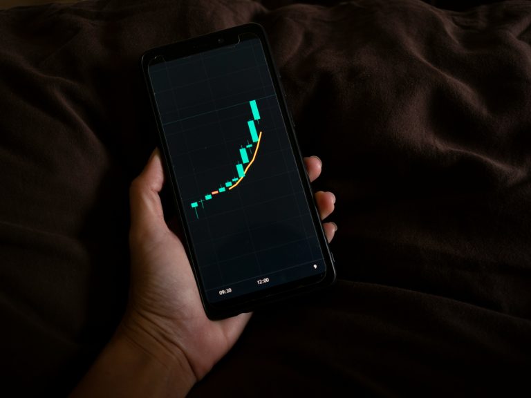 Deciphering Candlestick Patterns: A Guide to Stock Analysis